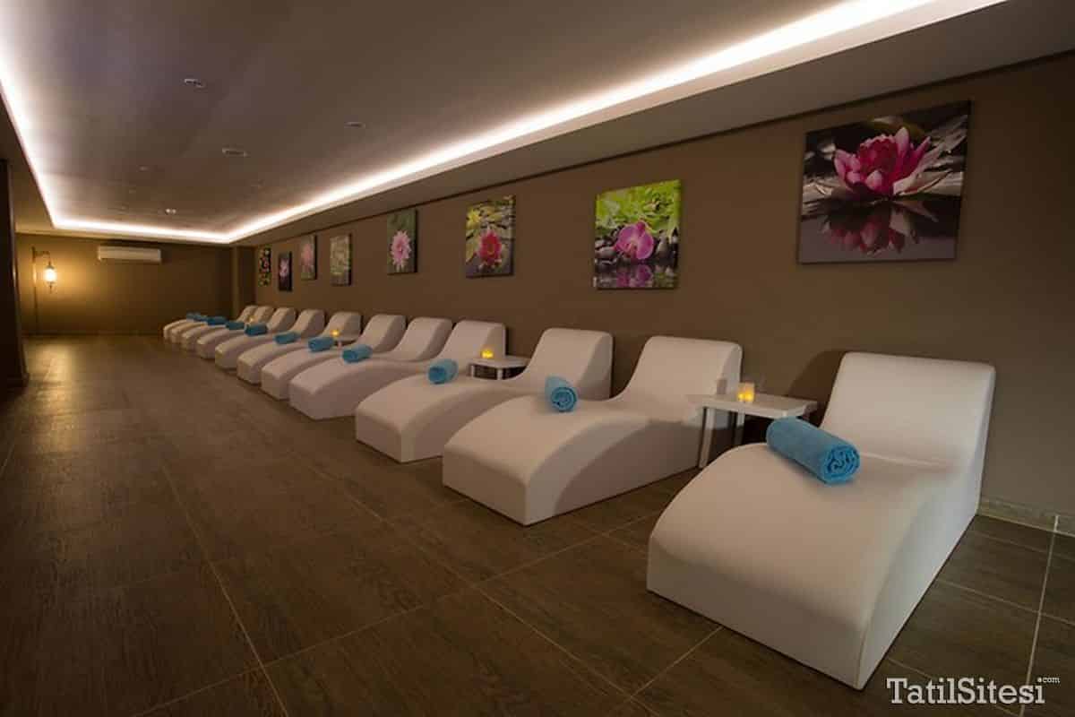 Water Side Resort & Spa